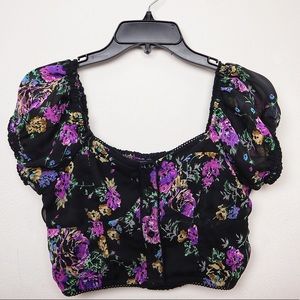 Forever 21 Floral Puff-Sleeve Crop Top